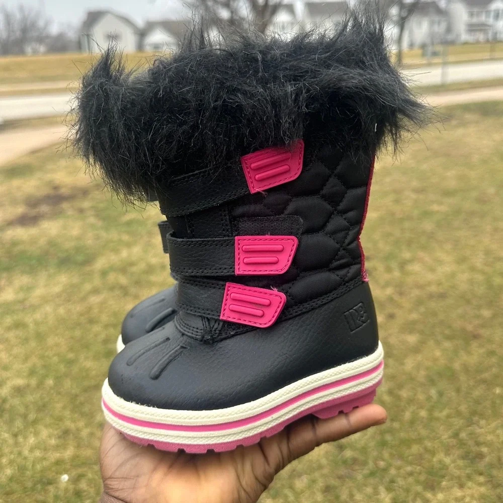 Rugged Outback Baby Girl Faux Fur Trimmed Snow Boots‎ Size 5 Black